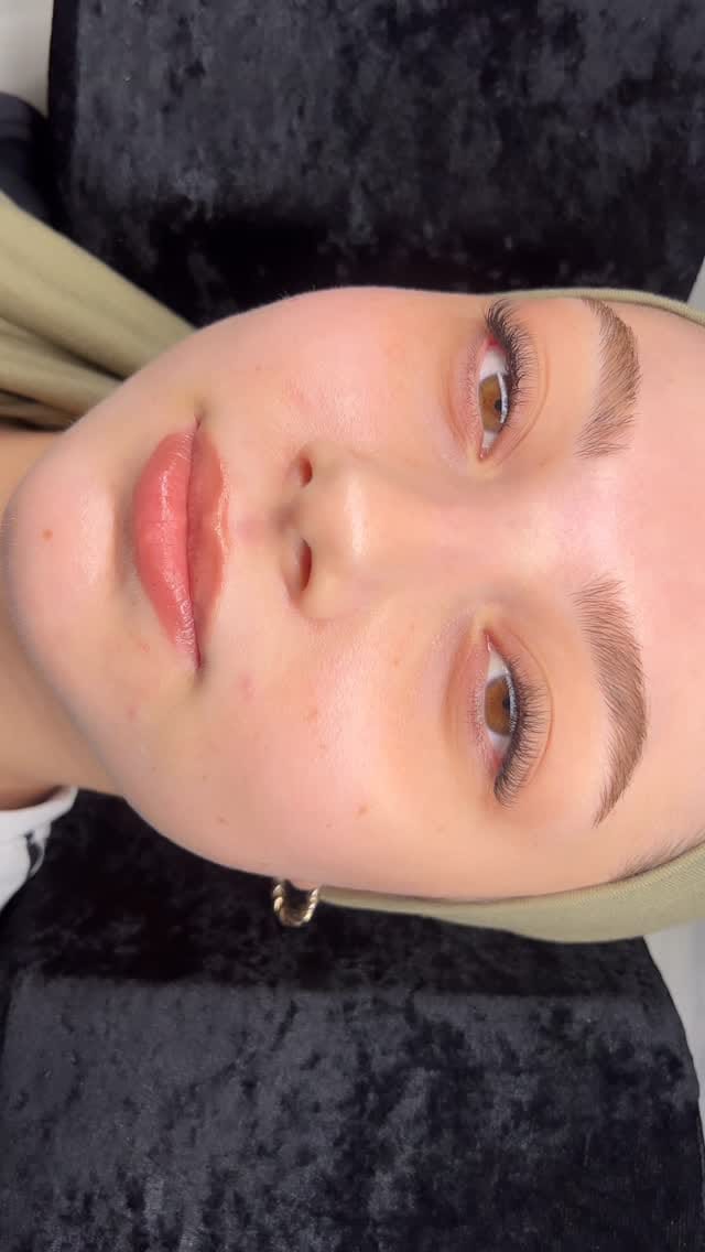 Post 8 by Aya Beauty on Instagram (video)