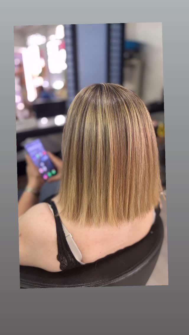 Post 7 by Glamour (Berrak & İrem ) on Instagram (video)