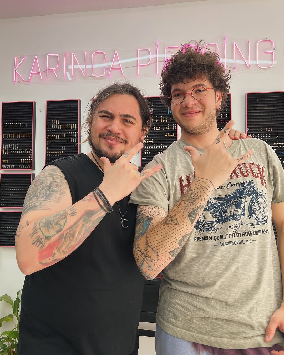 Post 10 by Karınca Tattoo on Instagram (carousel)