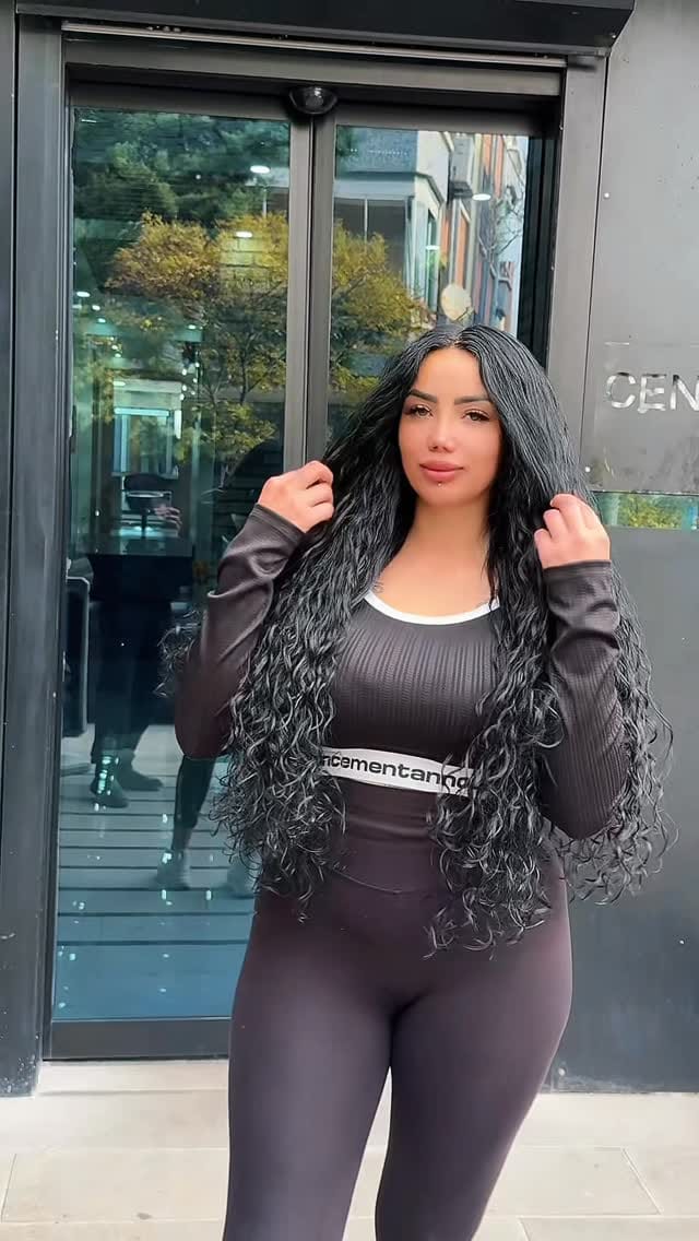 Post 6 by Ankara Saç Kaynak Hair Extensions on Instagram (video)
