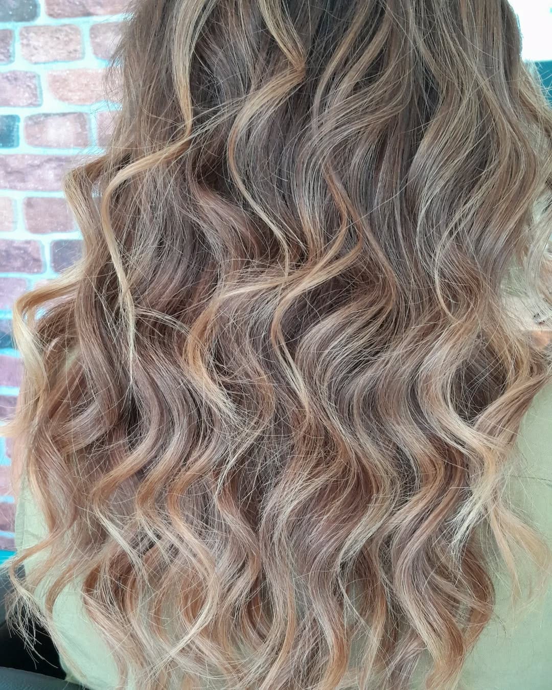 Post 6 by SShairrepairroom on Instagram (image)