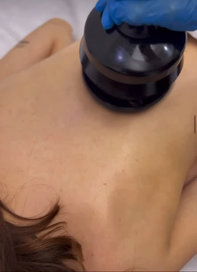 Post 8 by SUNA GÖRER  GÜZELLİK SALONU on Instagram (video)
