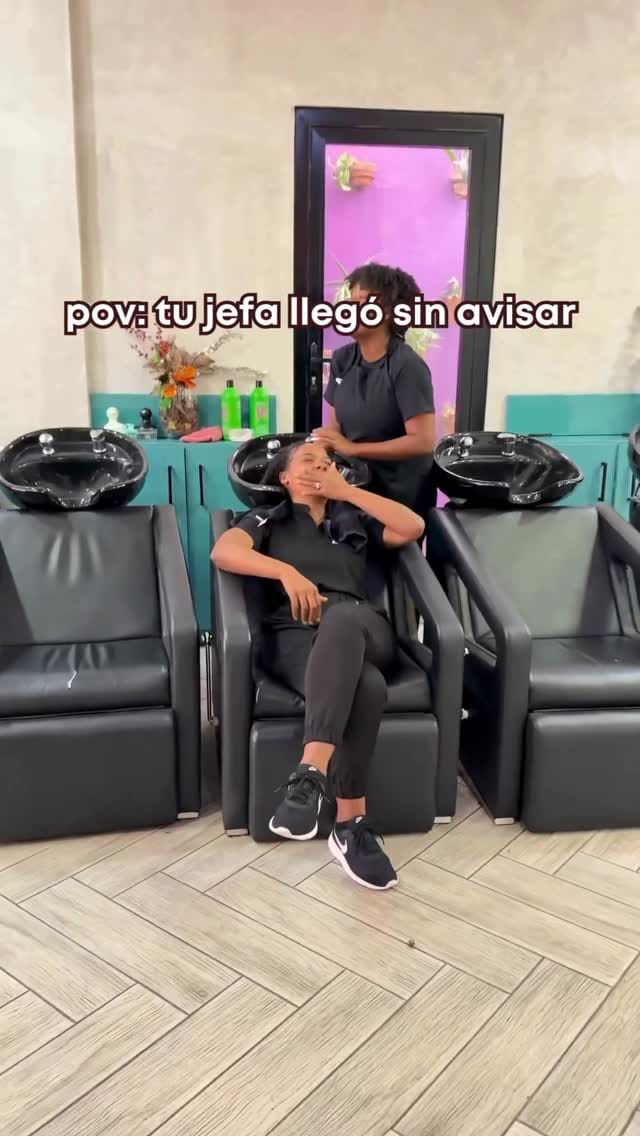 Post 2 by Wendy Castillo on Instagram (video)