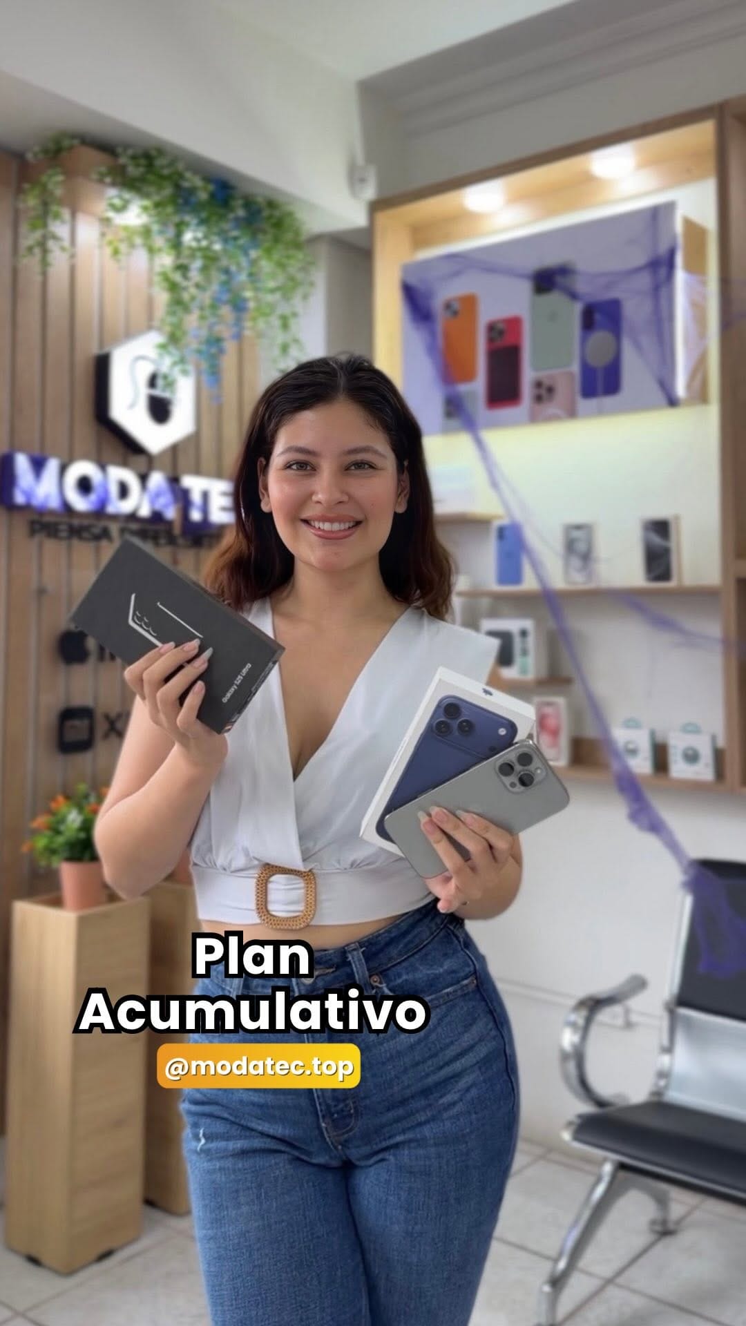 Post 9 by 📲 Tienda confiable de iPhone Ecuador 🇪🇨 on Instagram (video)