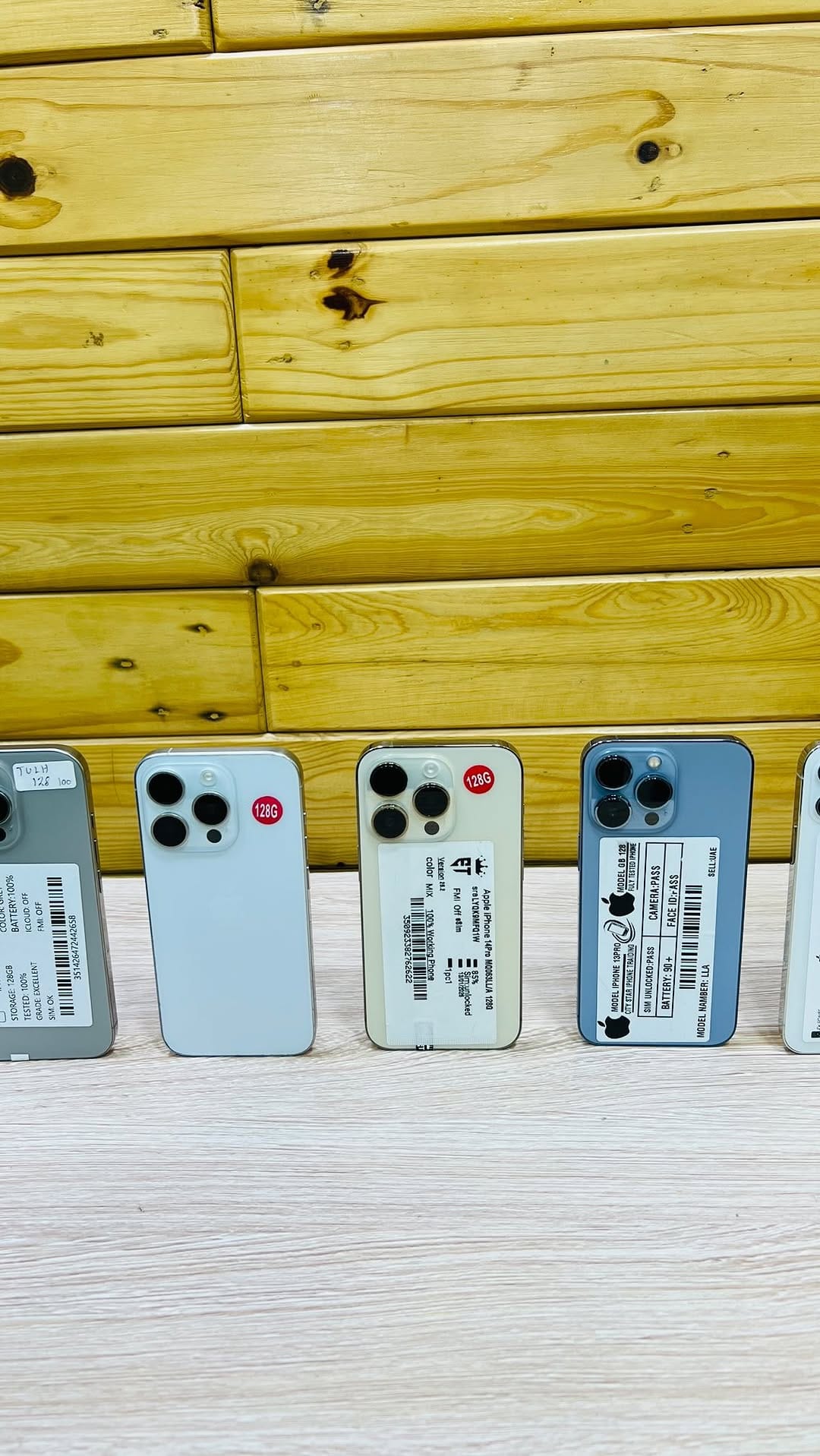 Post 1 by IPHONES . SAMSUNG . LAPTOPS & GADGETS | COMPUTER VILLAGE LAGOS on Instagram (video)