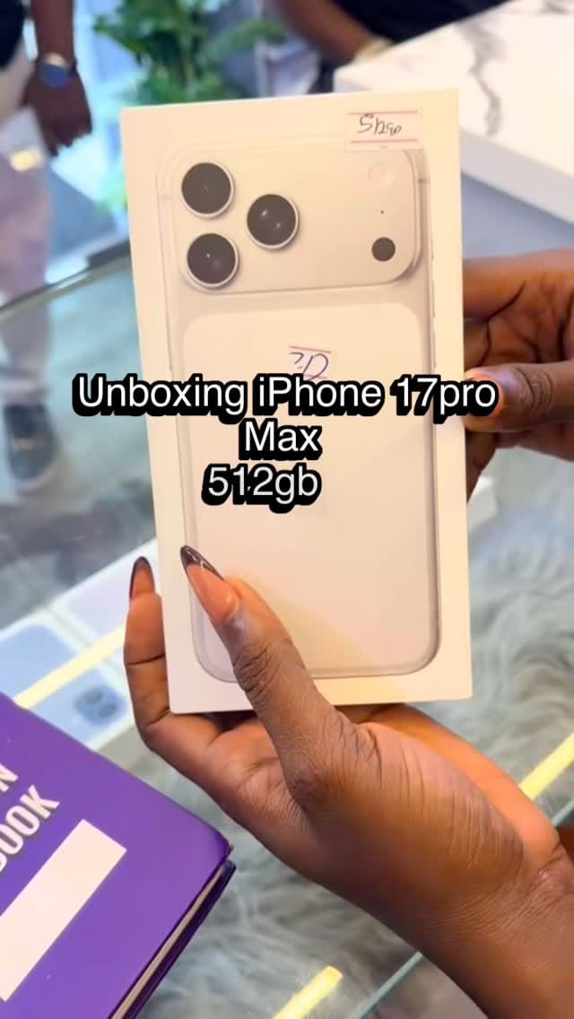 Post 3 by PHONES || LAPTOPS || ACCESSORIES    on Instagram (video)