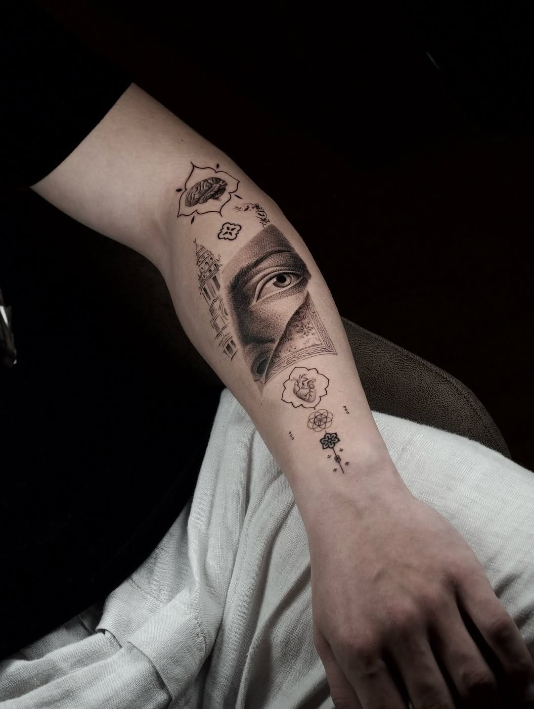 Post 9 by Özgün Öztürk on Instagram (carousel)