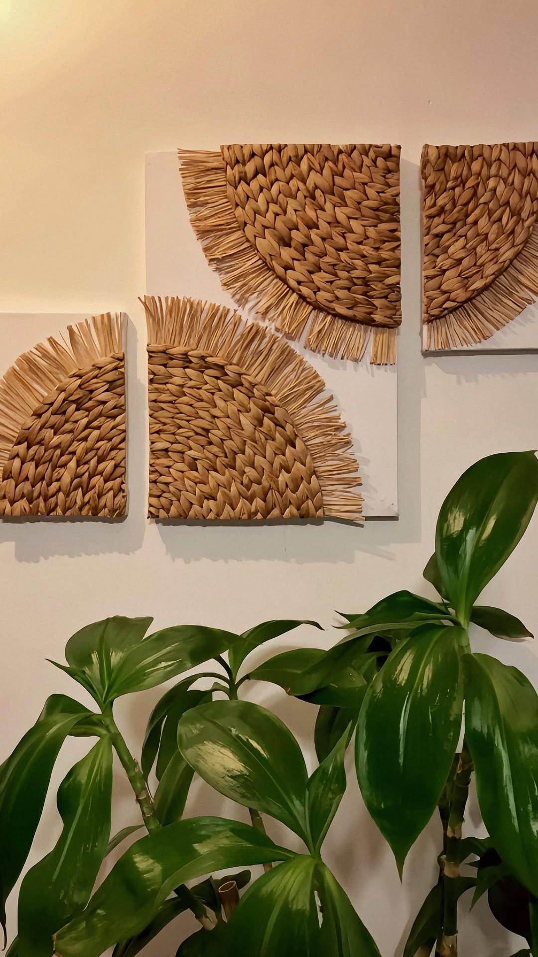 Post 9 by BohoDesign on Instagram (video)