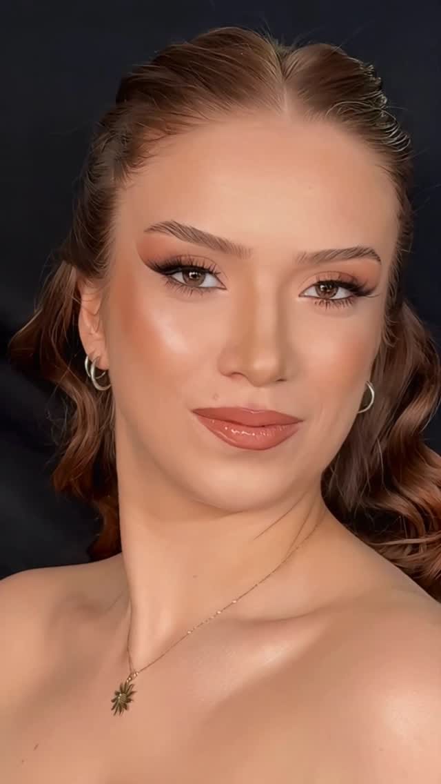 Post 2 by Nermin Uluat on Instagram (video)
