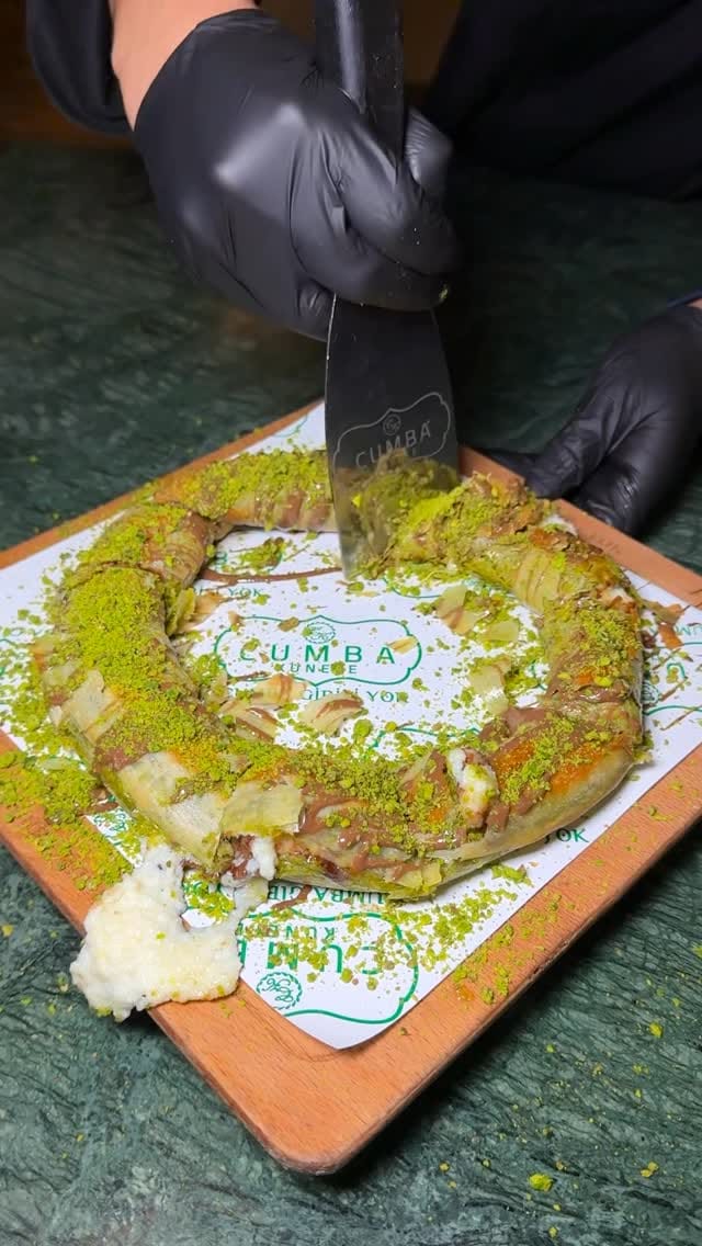 Post 8 by CUMBA KÜNEFE on Instagram (video)