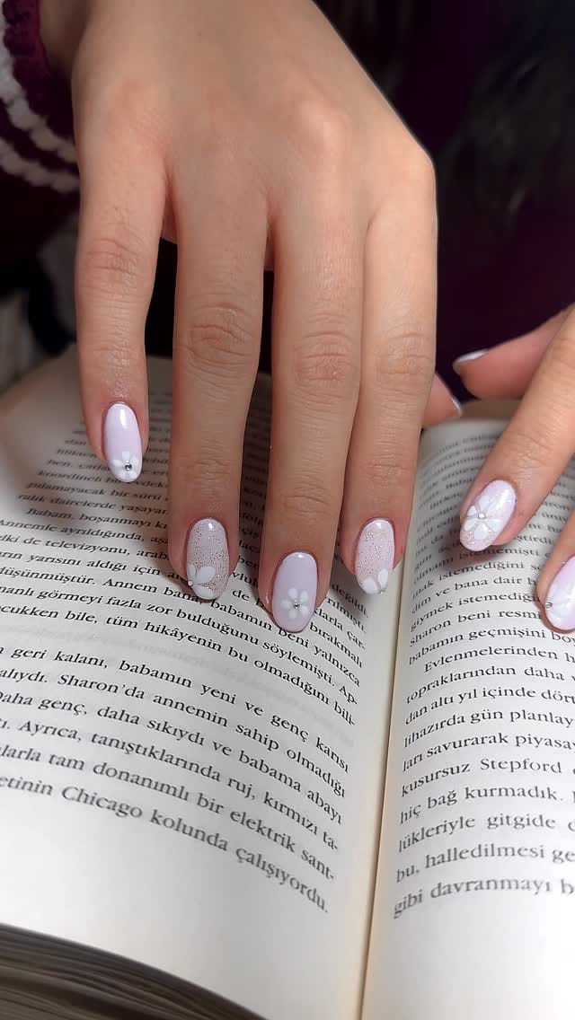 Post 7 by NAİL ARTİST on Instagram (video)