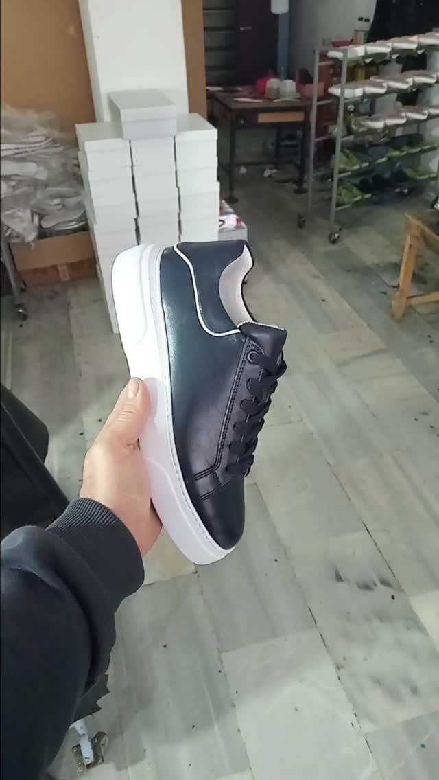 Post 2 by KIRMIZI on Instagram (video)