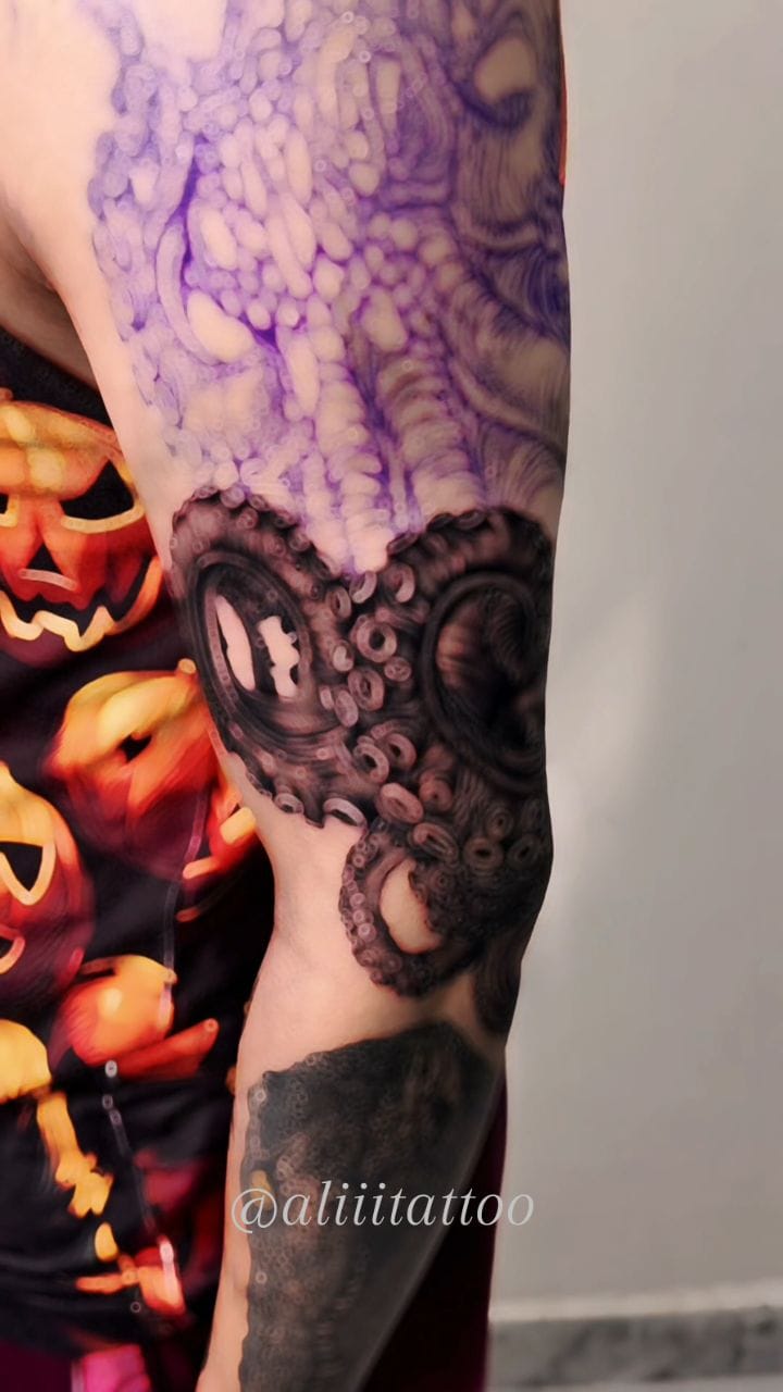 Post 1 by 💎 Ali Tattoo 💎 on Instagram (video)