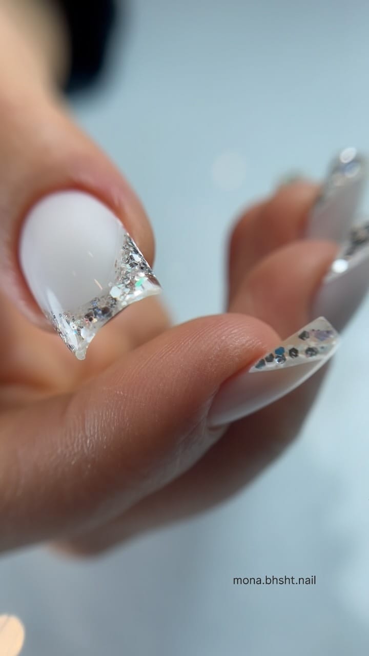 Post 2 by Mona beheshti on Instagram (video)