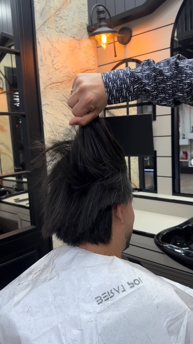 Post 5 by Berat Polatoglu on Instagram (video)