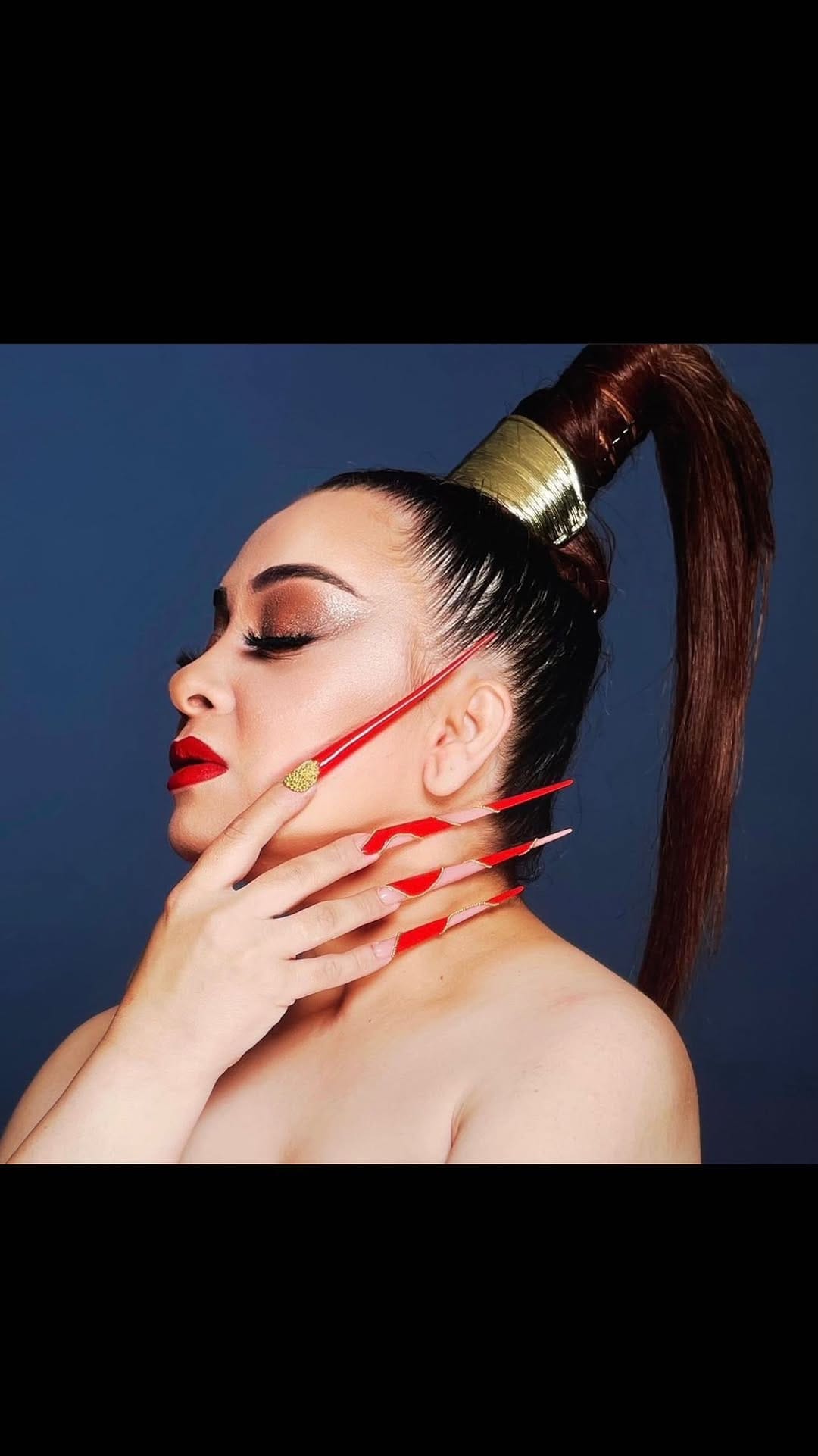 Post 10 by Nail Art By Yadigar on Instagram (video)