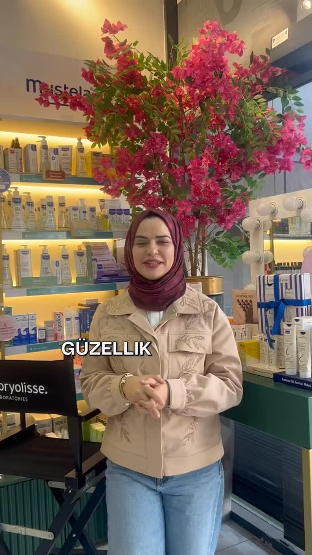 Post 6 by Melek Solta on Instagram (video)