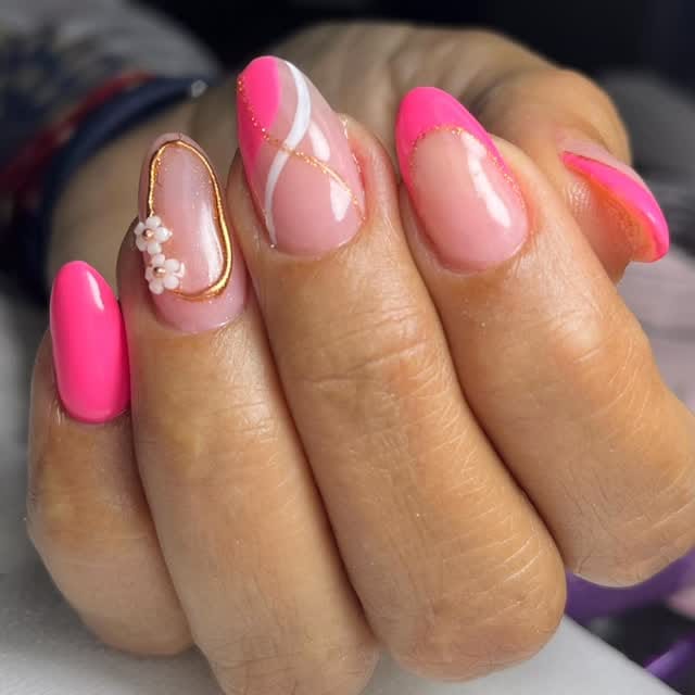 Post 5 by Diana Acevedo on Instagram (video)
