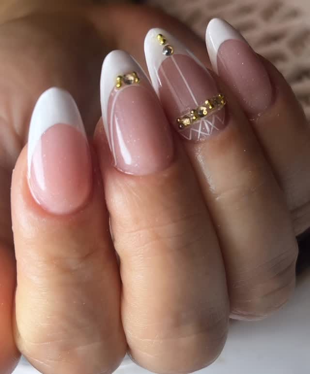 Post 3 by Diana Acevedo on Instagram (video)