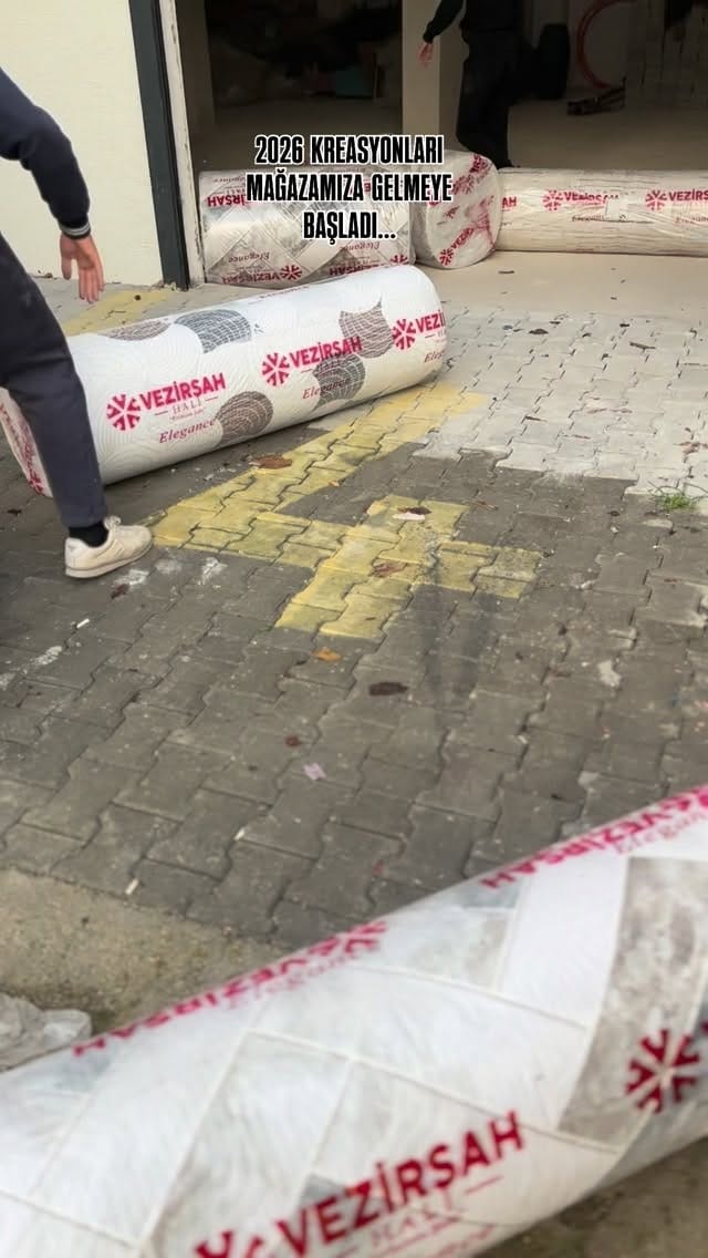 Post 4 by Halıplus bursa on Instagram (video)