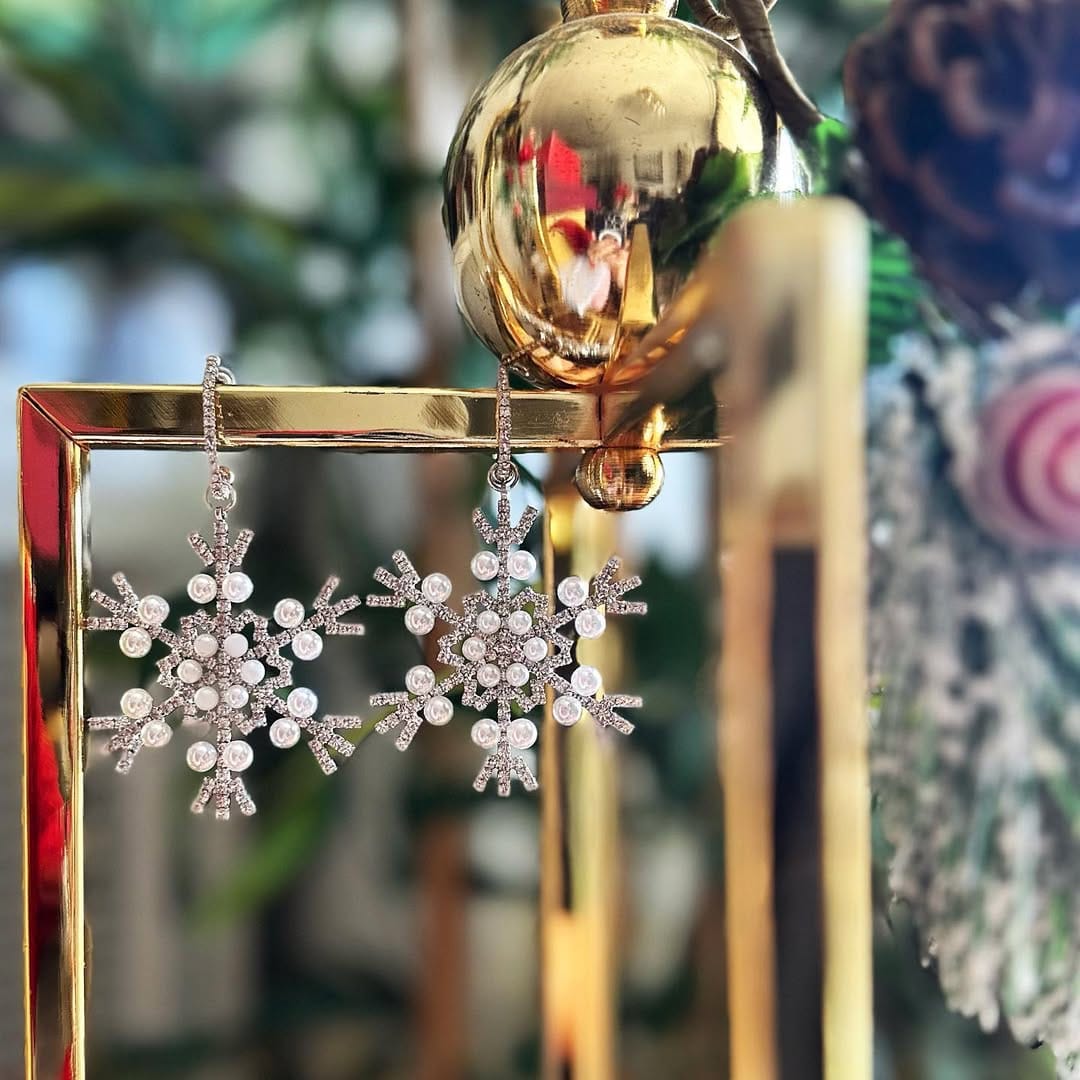 Post 3 by Aypen Accessories on Instagram (image)