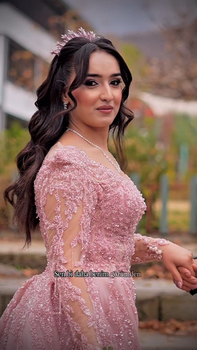 Post 1 by Güzelik uzmanı usta kuaför on Instagram (video)