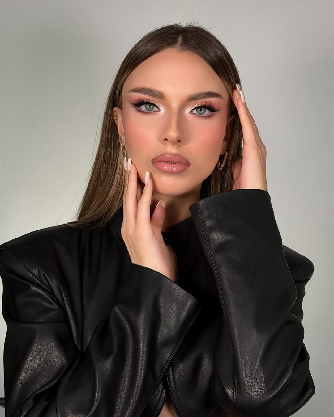 Post 4 by Türkan Arslan on Instagram (image)