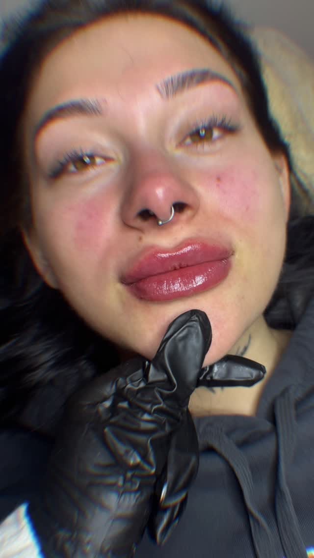 Post 7 by ODESZA BEAUTY on Instagram (video)