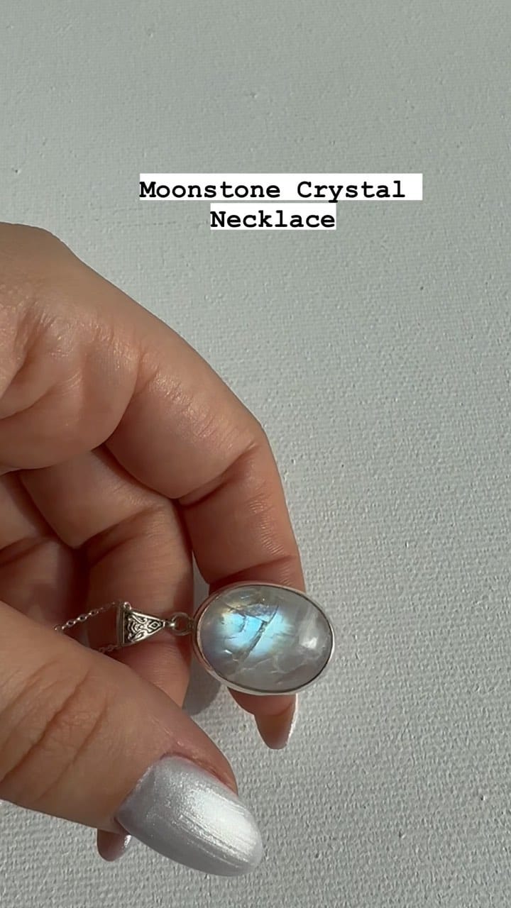 Post 3 by Sun & Moon on Instagram (video)