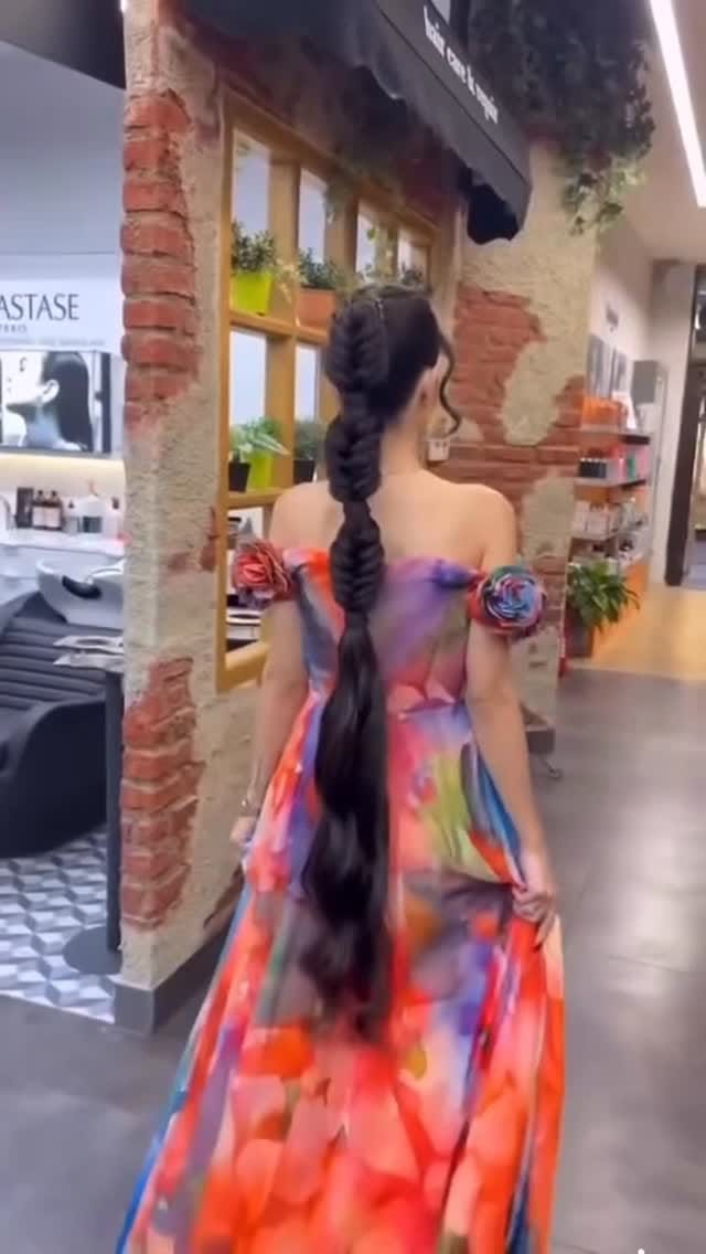 Post 10 by MALİ KUAFÖR on Instagram (video)