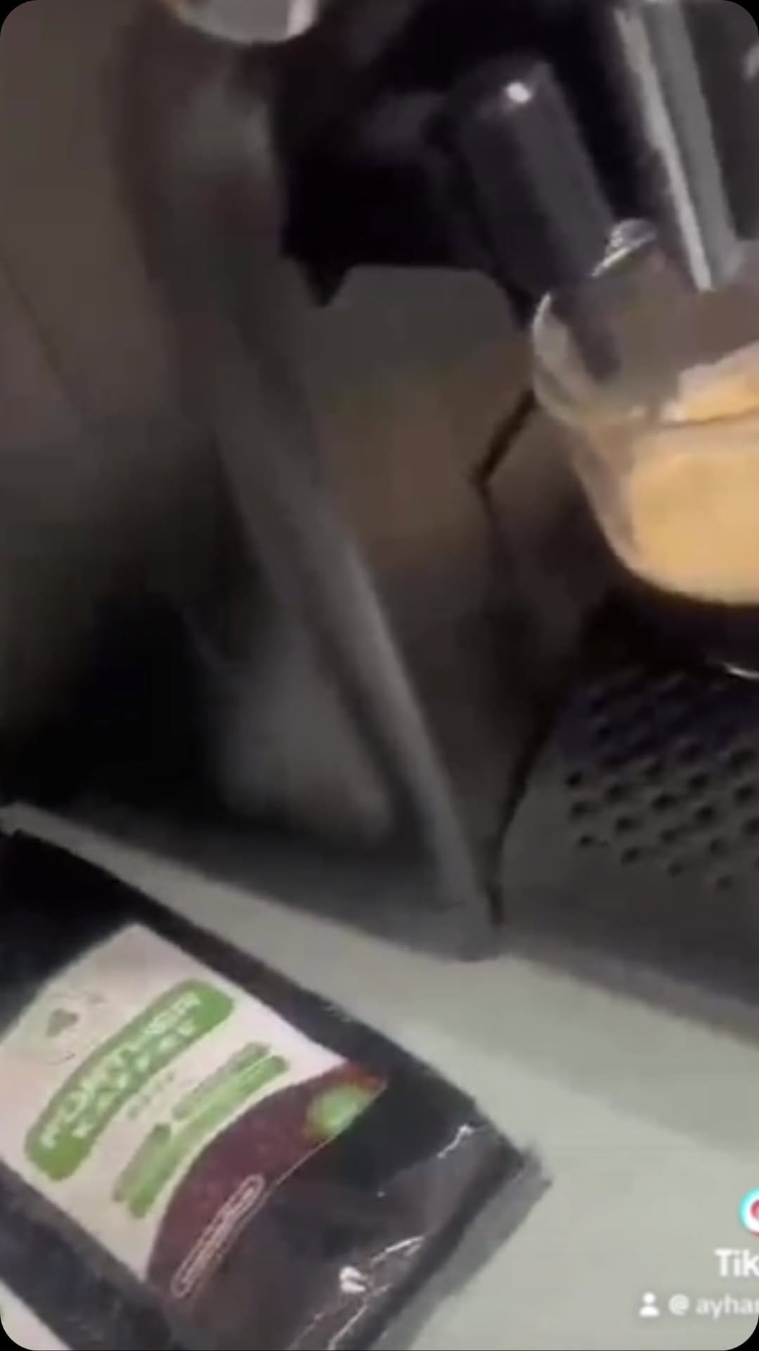 Post 3 by Ayhan Yesil on Instagram (video)