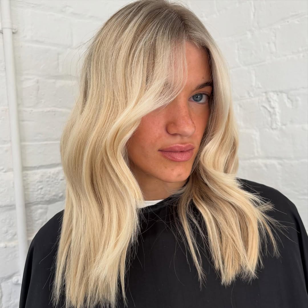 Post 2 by 𝐇𝐚𝐢𝐫 𝐛𝐲 𝐃𝐞𝐬𝐭𝐢𝐧𝐲 𝐋𝐨𝐮𝐢𝐬𝐞 on Instagram (image)