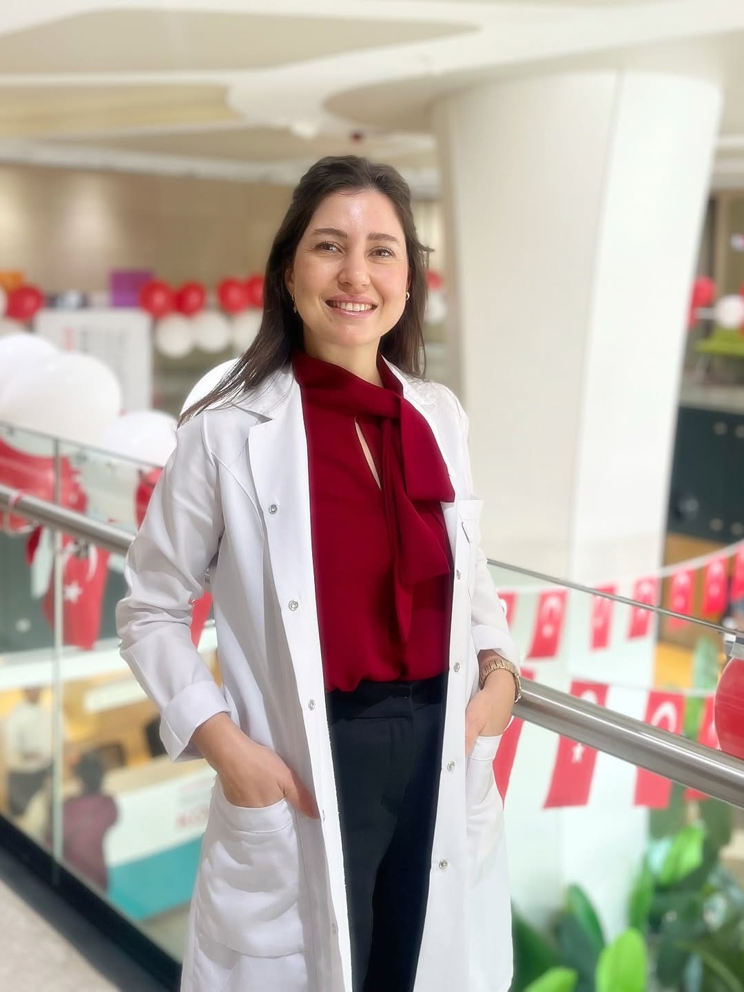 Post 6 by Op. Dr. Esra Kartal on Instagram (image)