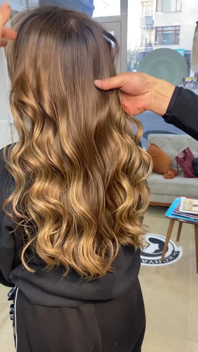 Post 2 by Konya Saç ‘’Barış Taşcı’’Saç Tasarım Merkezi on Instagram (video)