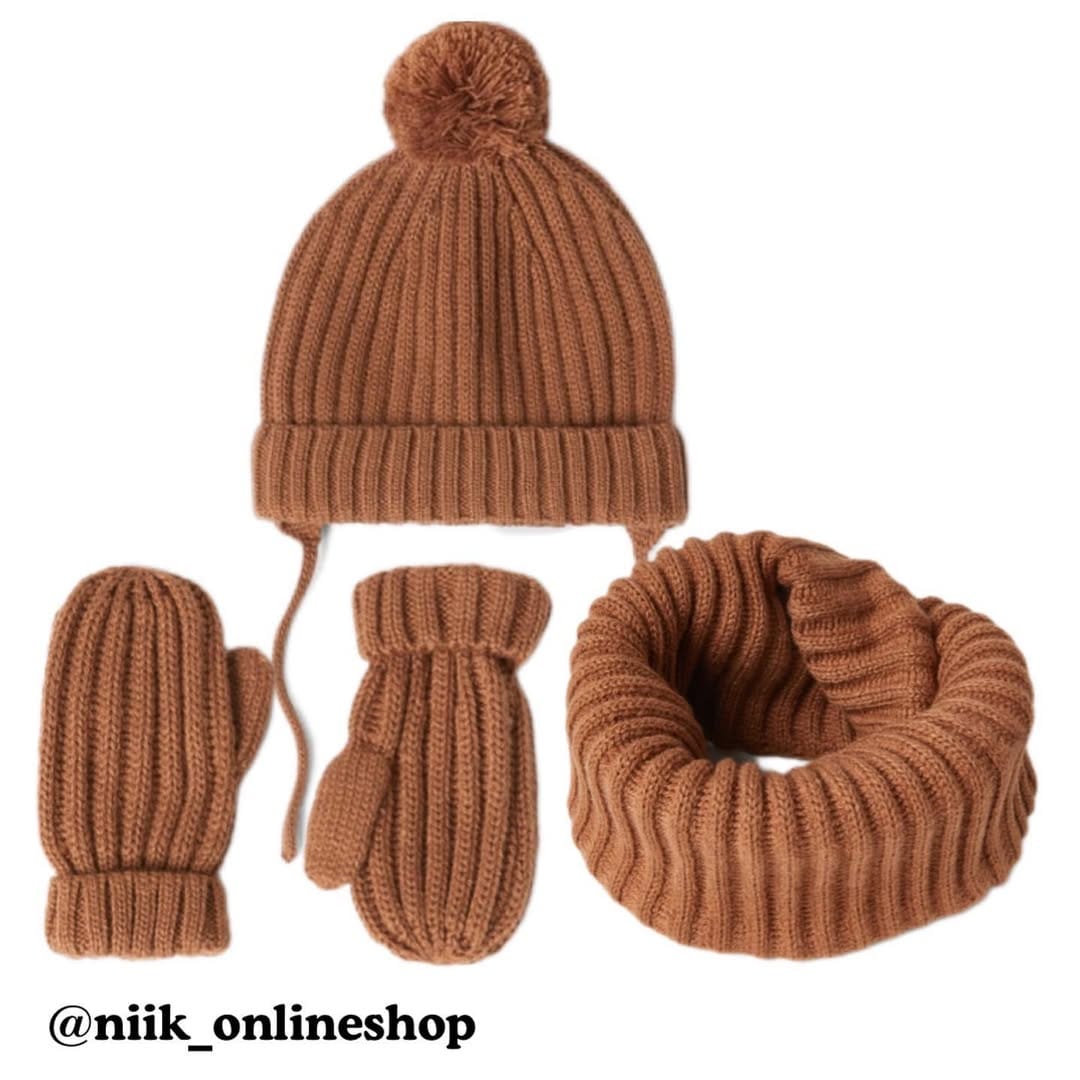 Post 5 by 🍃Nik onlinshopping on Instagram (carousel)