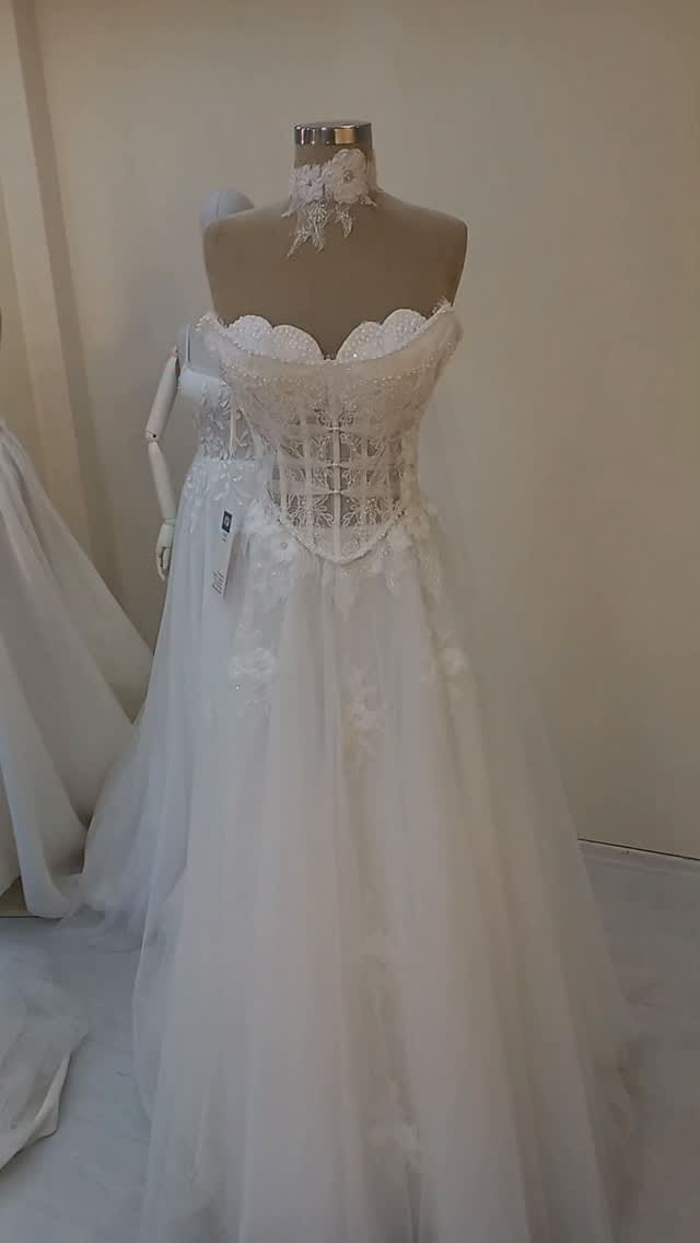 Post 1 by nar wedding  head office on Instagram (video)