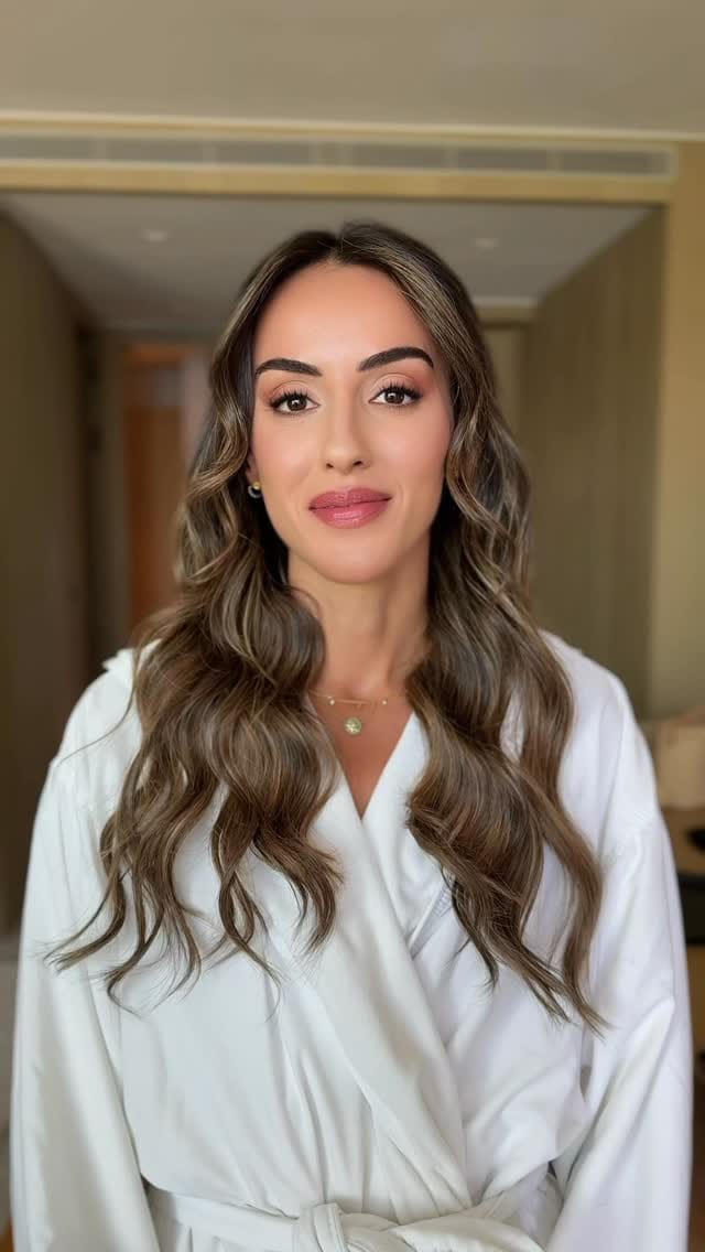 Post 4 by BODRUM MAKEUP BİLGE GÜNDAĞ on Instagram (video)