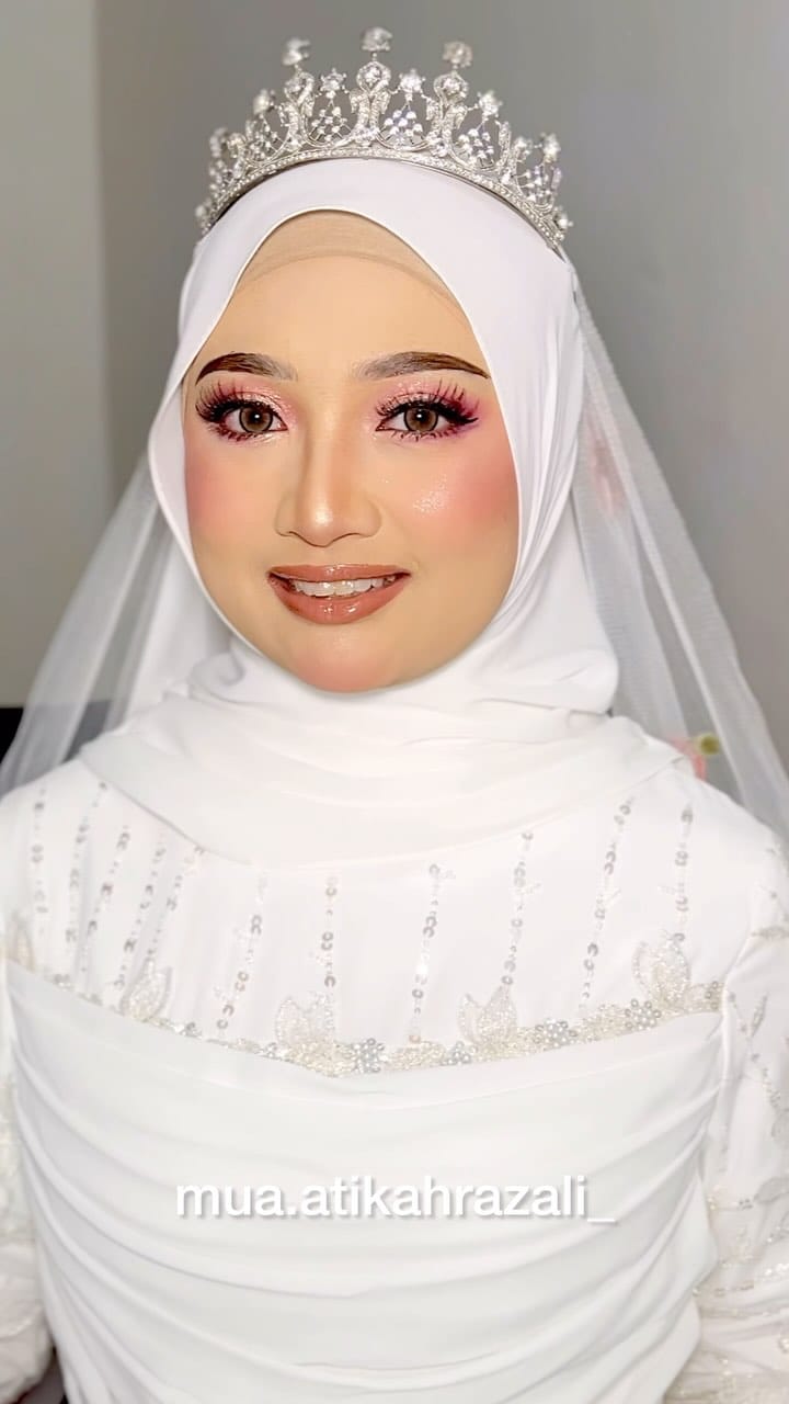 Post 9 by MUA PERAK l KL l SHAH ALAM🇲🇾 on Instagram (video)