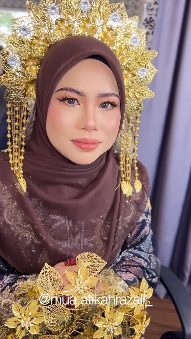 Post 6 by MUA PERAK l KL l SHAH ALAM🇲🇾 on Instagram (video)