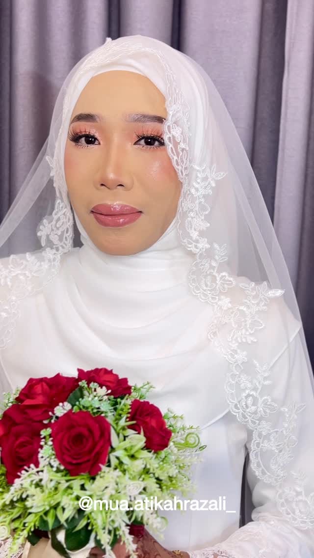 Post 7 by MUA PERAK l KL l SHAH ALAM🇲🇾 on Instagram (video)