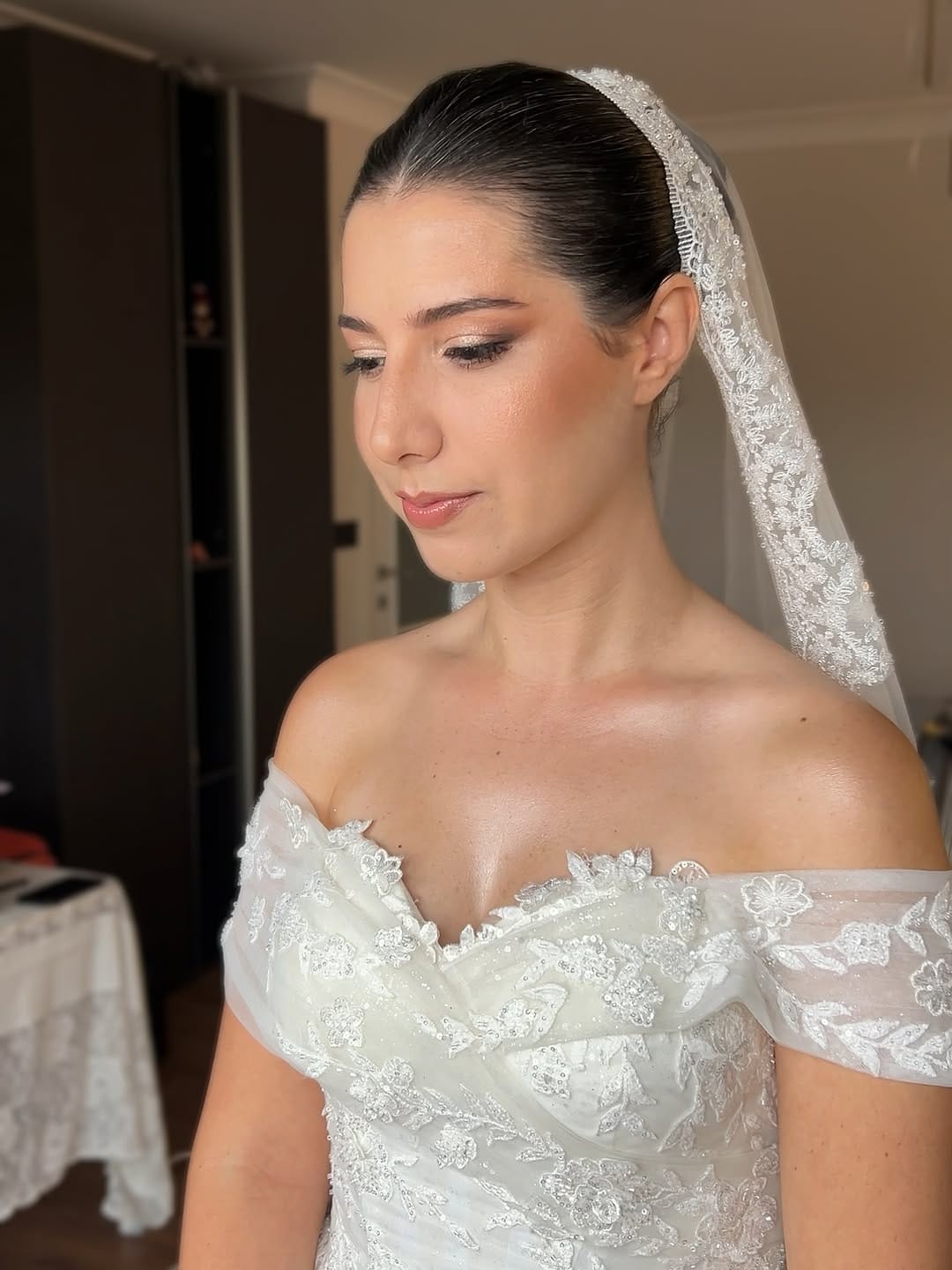 Post 8 by Şule Erem | Makeup Artist on Instagram (carousel)