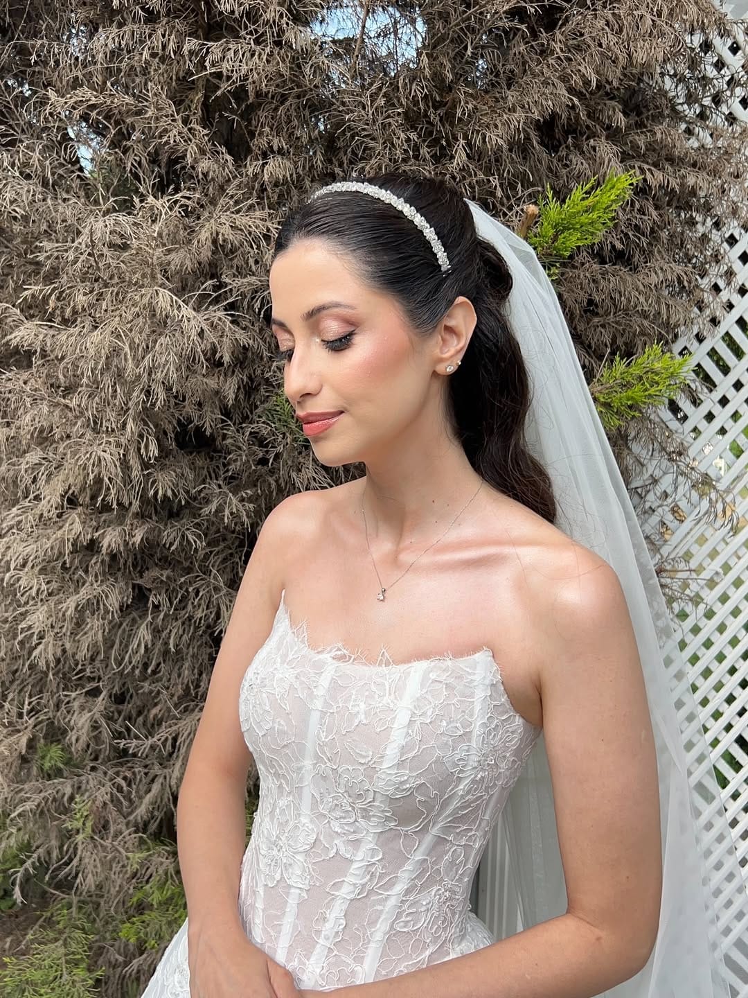 Post 1 by Şule Erem | Makeup Artist on Instagram (carousel)