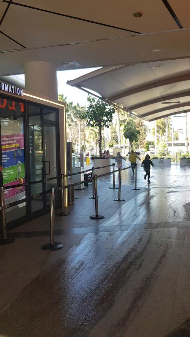 Post 2 by Erasta Antalya AVM on Instagram (video)