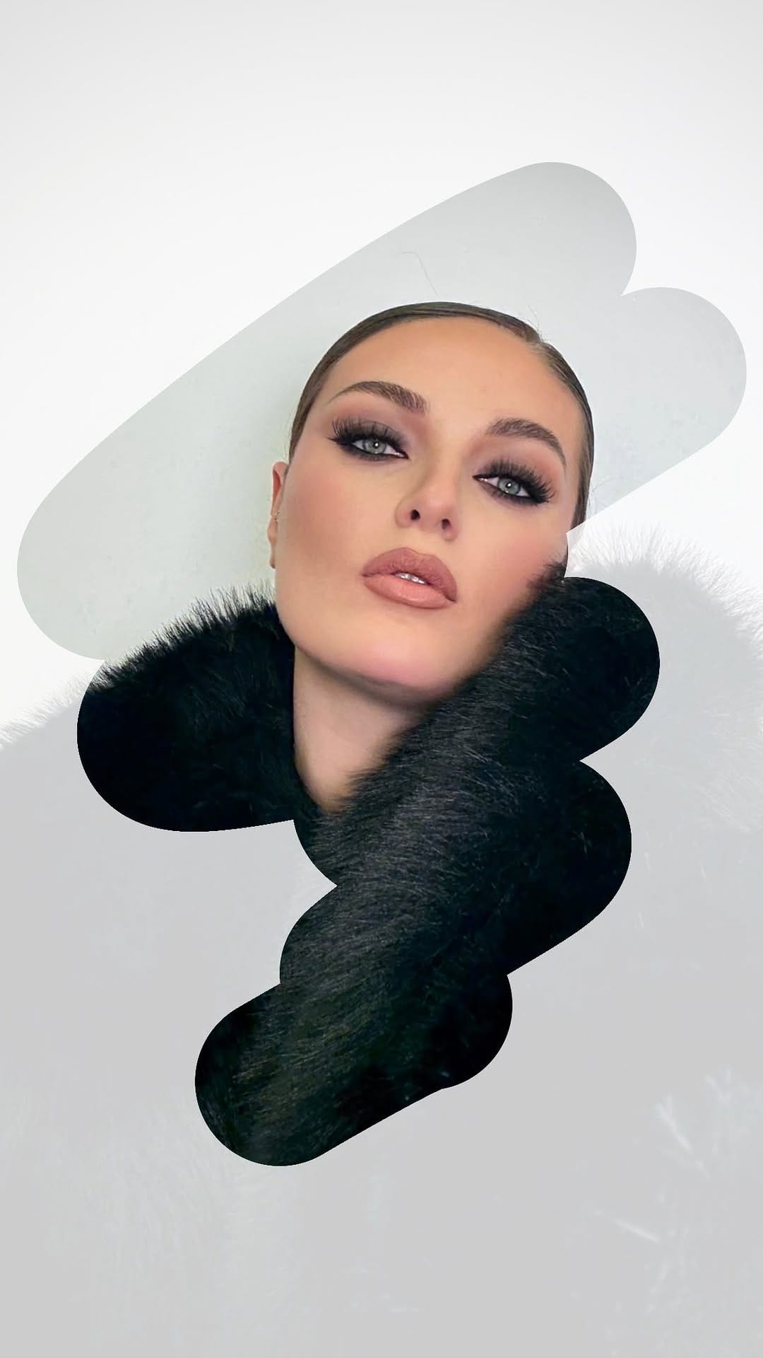 Post 9 by Sümeyye Selamet on Instagram (video)
