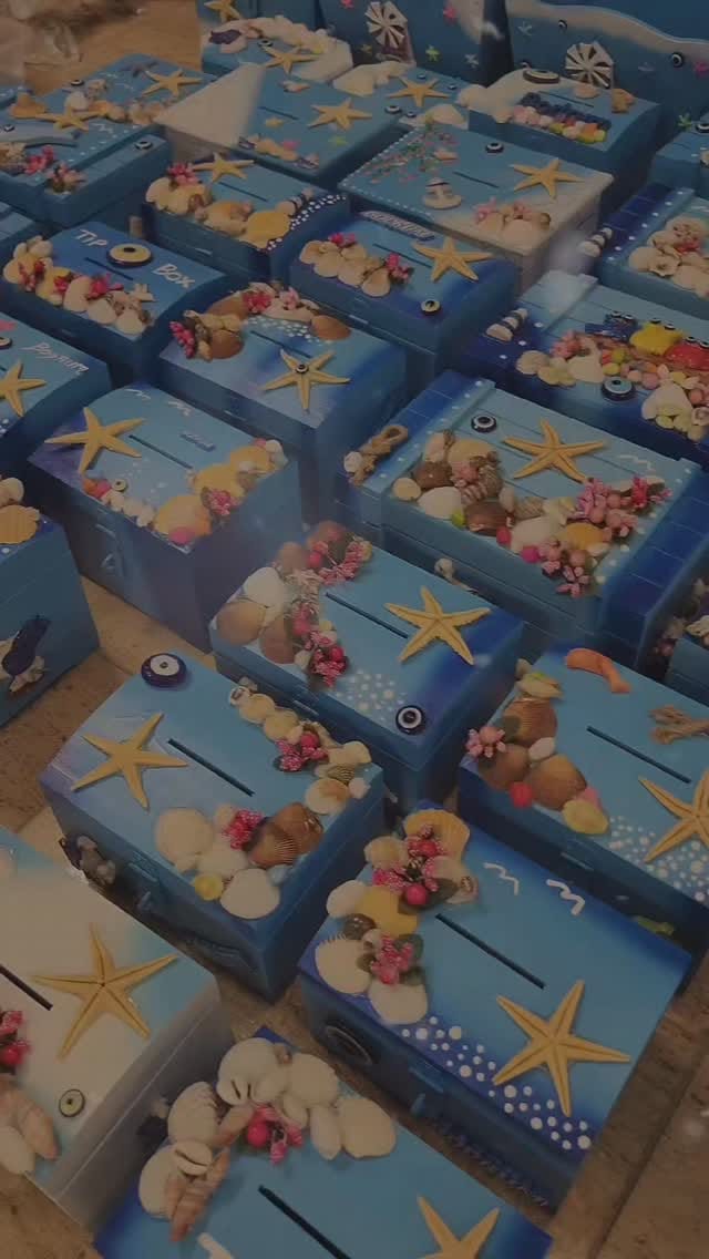 Post 2 by mavihediyelikler on Instagram (video)