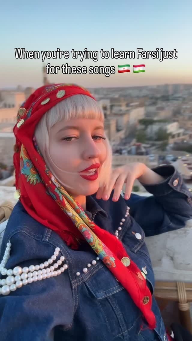 Post 3 by Helsinki Starr on Instagram (video)