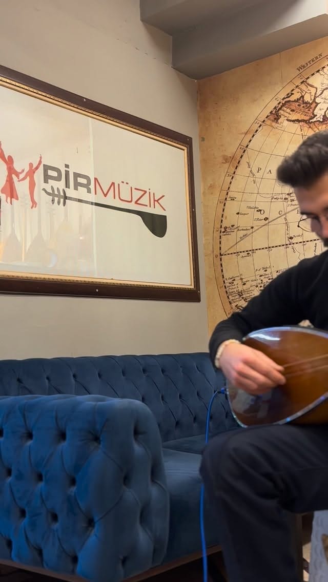 Post 9 by Pir Müzik on Instagram (video)