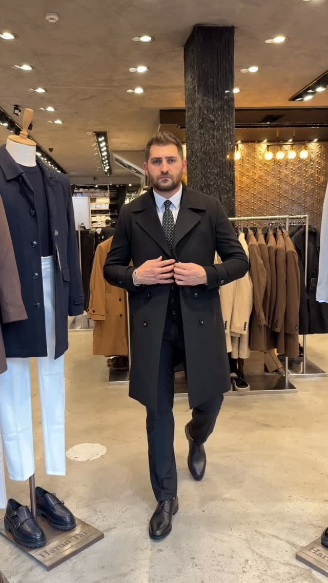 Post 10 by HarunTarz | Takım Elbise on Instagram (video)