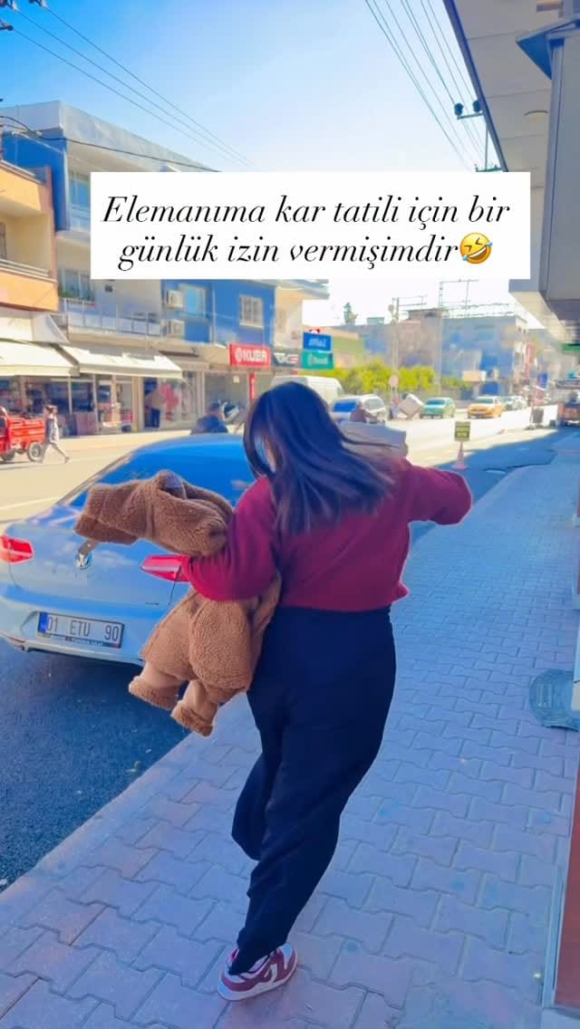 Post 4 by Tuğba Ulu on Instagram (video)