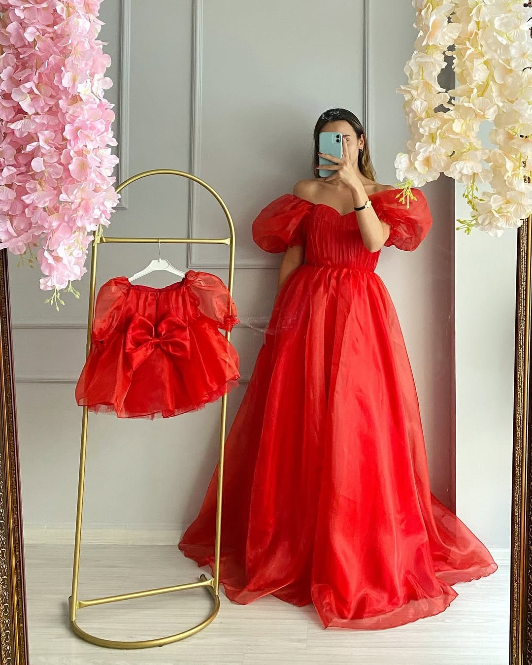 Post 9 by Damla Design on Instagram (carousel)